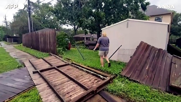 L'uragano Beryl devasta il Texas e la Louisiana, morti