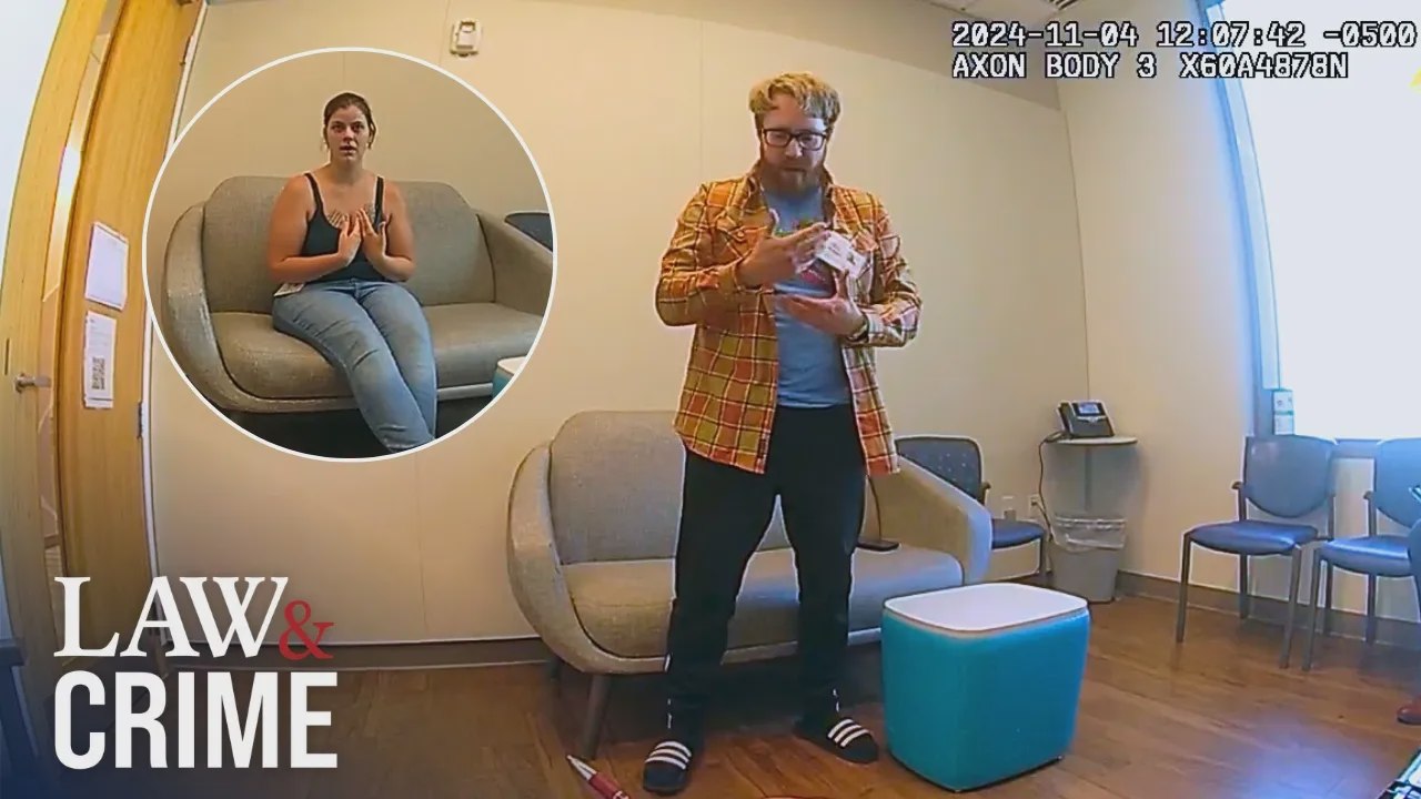 Papá mata a su bebé gemela mientras mamá trabaja