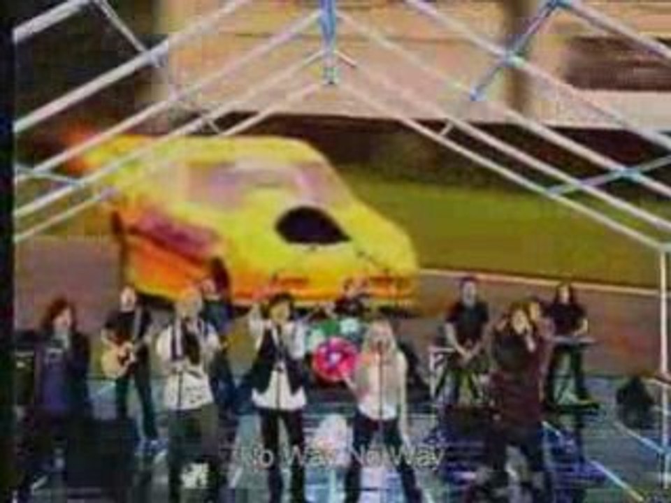 Avril Lavigne & Smap: Girlfriend