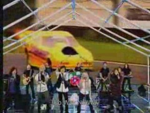 Avril Lavigne & Smap: Girlfriend