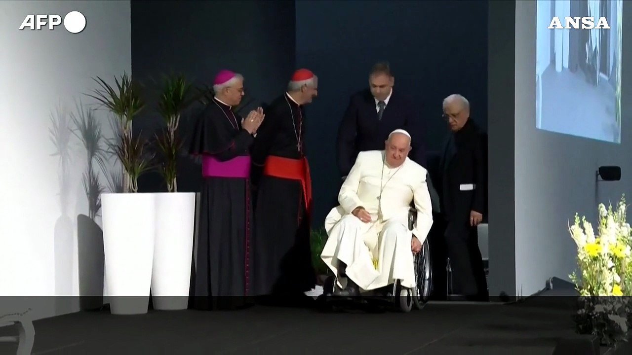Papa Francesco: "La democrazia non e' in buona salute"