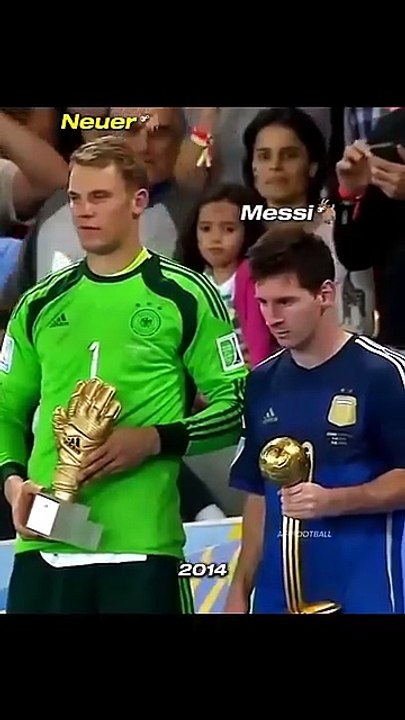 Manuel Neuer Rare Moments 🤩