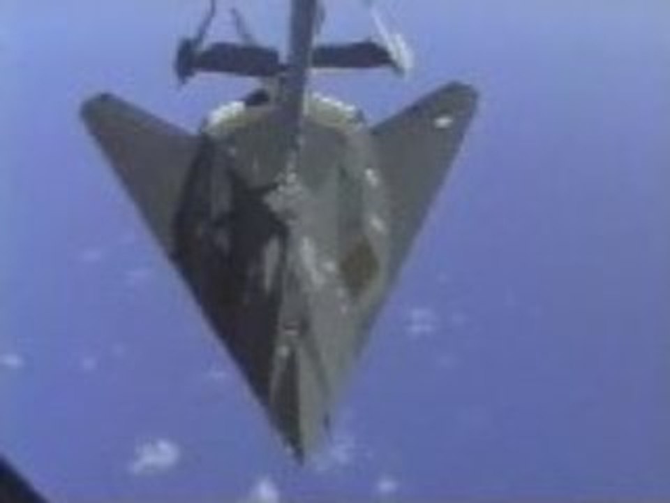 Ravitaillement f 117