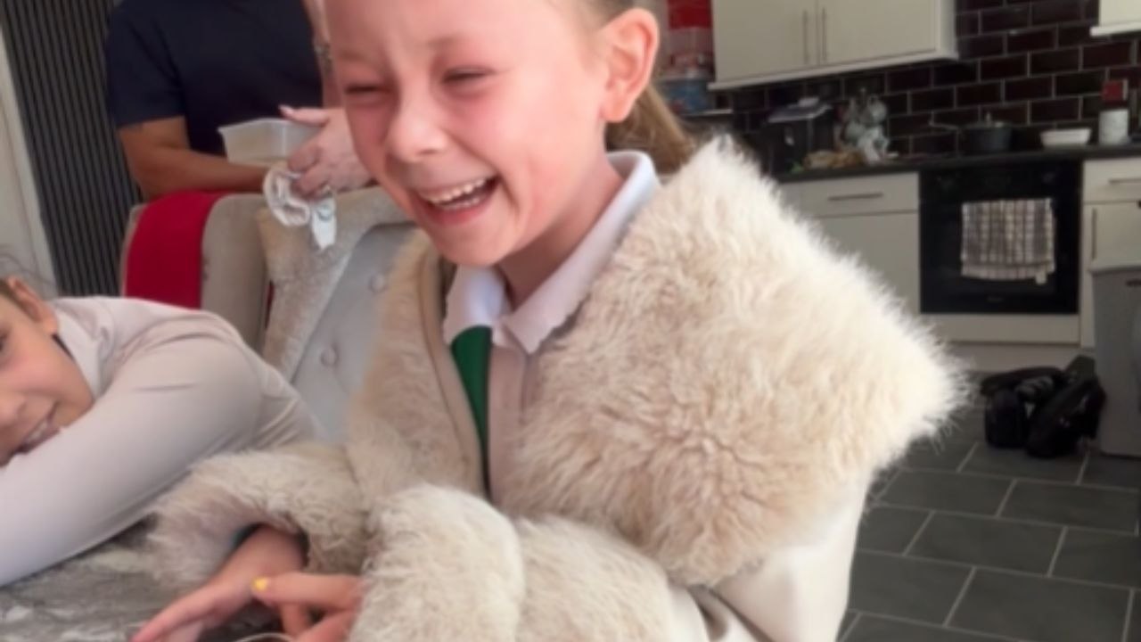 Young Girl Overwhelmed with Emotion After Receiving Skye Newman Tickets