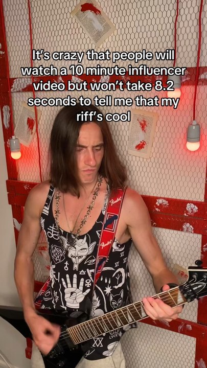 Is it? 🎸🎸🤘 #guitar #guitarriff #metalcore #newsong