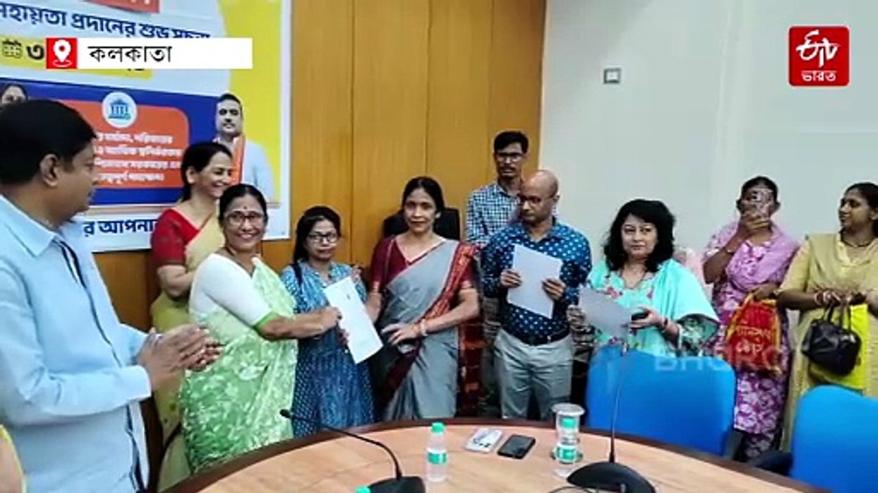কেএমসি-তে অন্নপূর্ণা যোজনা'র সূচনায় একমঞ্চে পুর-কমিশনার, মেয়র পারিষদ ও কাউন্সিলররা