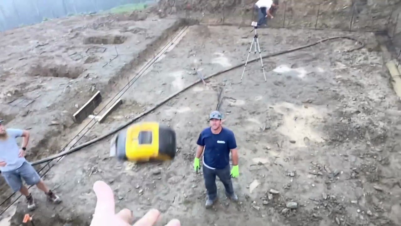 Building The Farmhouse | Day 3: How to pour concrete footings