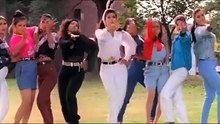 Ladki Badi Hai Kamal Ki - Video Song | Taqdeerwala | Venkatesh | Raveena Tandon | Kumar Sanu Hits