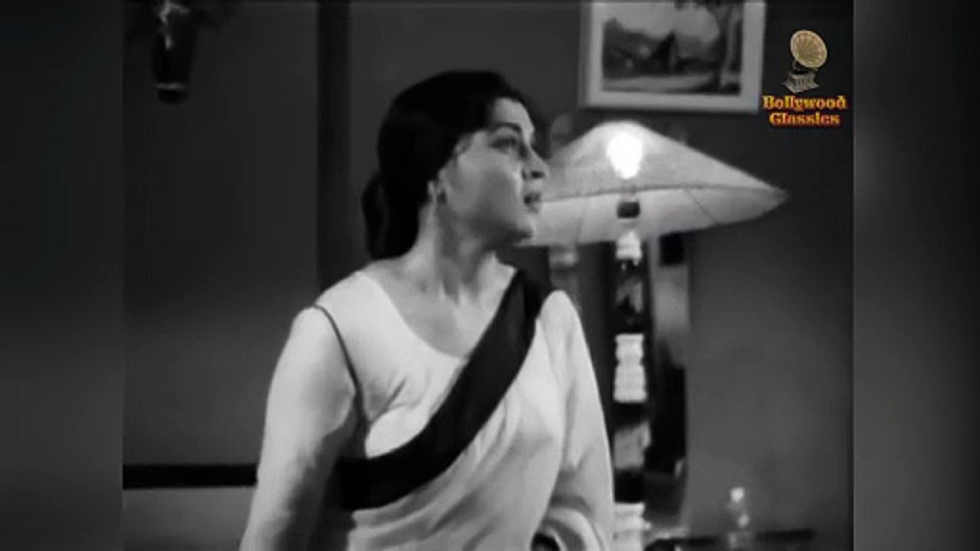 ⁣Pyasi Hai Mamta Meri | Maa Beta Songs | Manoj Kumar | Usha Mangeshkar | Old Hindi Songs