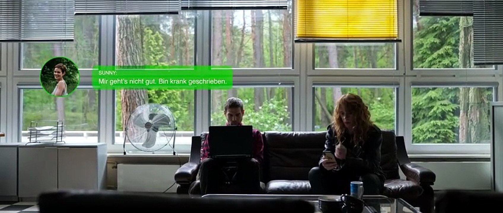 A police detective tries to get back his girlfr...