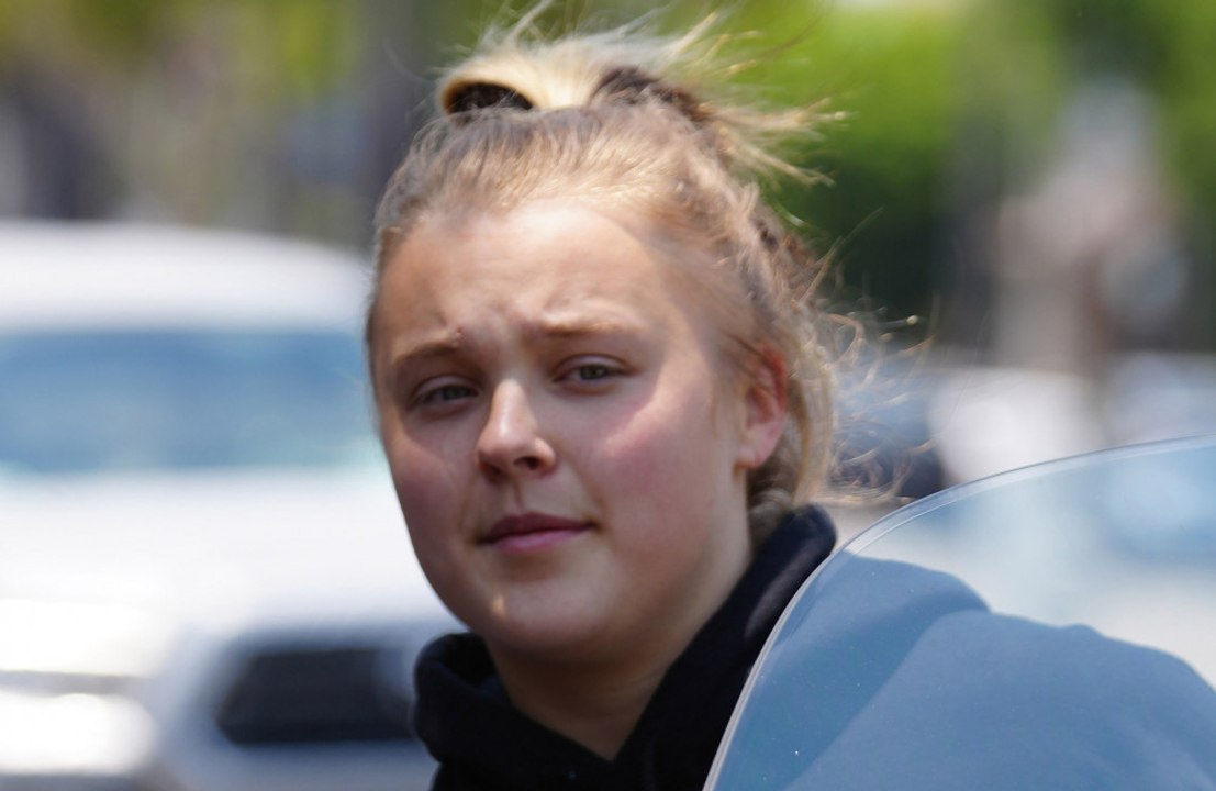 JoJo Siwa está luchando contra una conmoción cerebral
