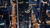 صاحب الحانة هو إمبراطور الليل