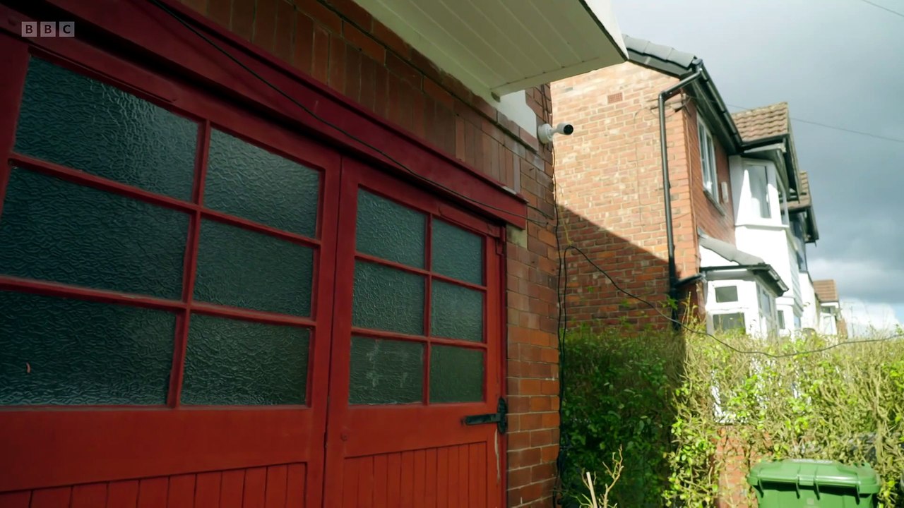 Doorbell Detectives S01E03