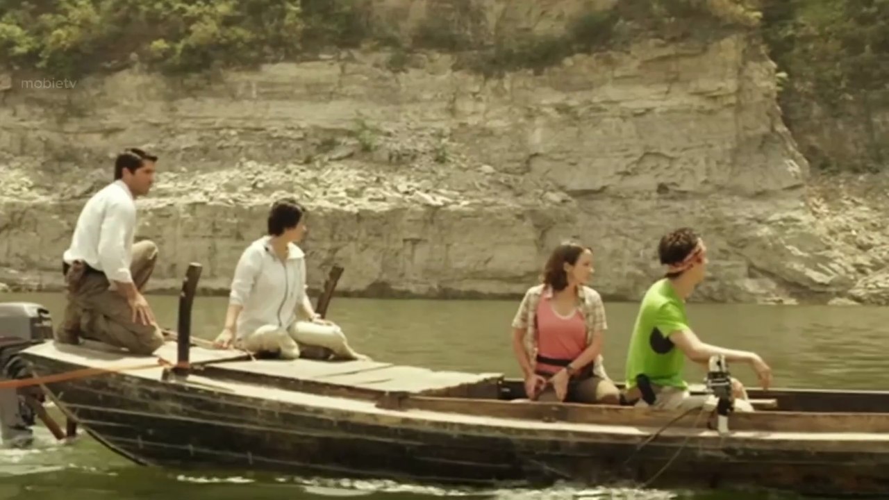 Iss Bhayanak JUNGLE Me Aaker In Logo Ne Kardi Sabse Badi GALTI _ Black Lake Movie Explain Hindi_1080p