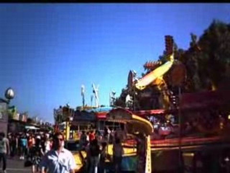 Vue allée Luna-park