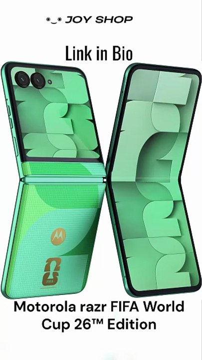 The Ultimate Flip Phone for World Cup 2026 Fans 🔥 #shorts #Motorolarazr #FIFAWorldCup26 #tech #usa
