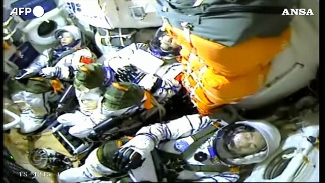Lanciata la navetta cinese Shenzhou 13: 3 astronauti a bordo