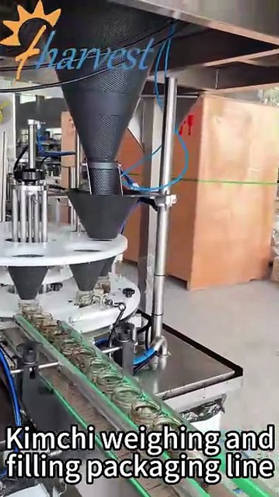 Necesito una línea de producción para envasar pepinillos encurtidos, que incluya una máquina combinada de pesaje y llenado, y una máquina de llenado de salsa. Por favor, recomiéndenme un fabricante que suministre este equipo.