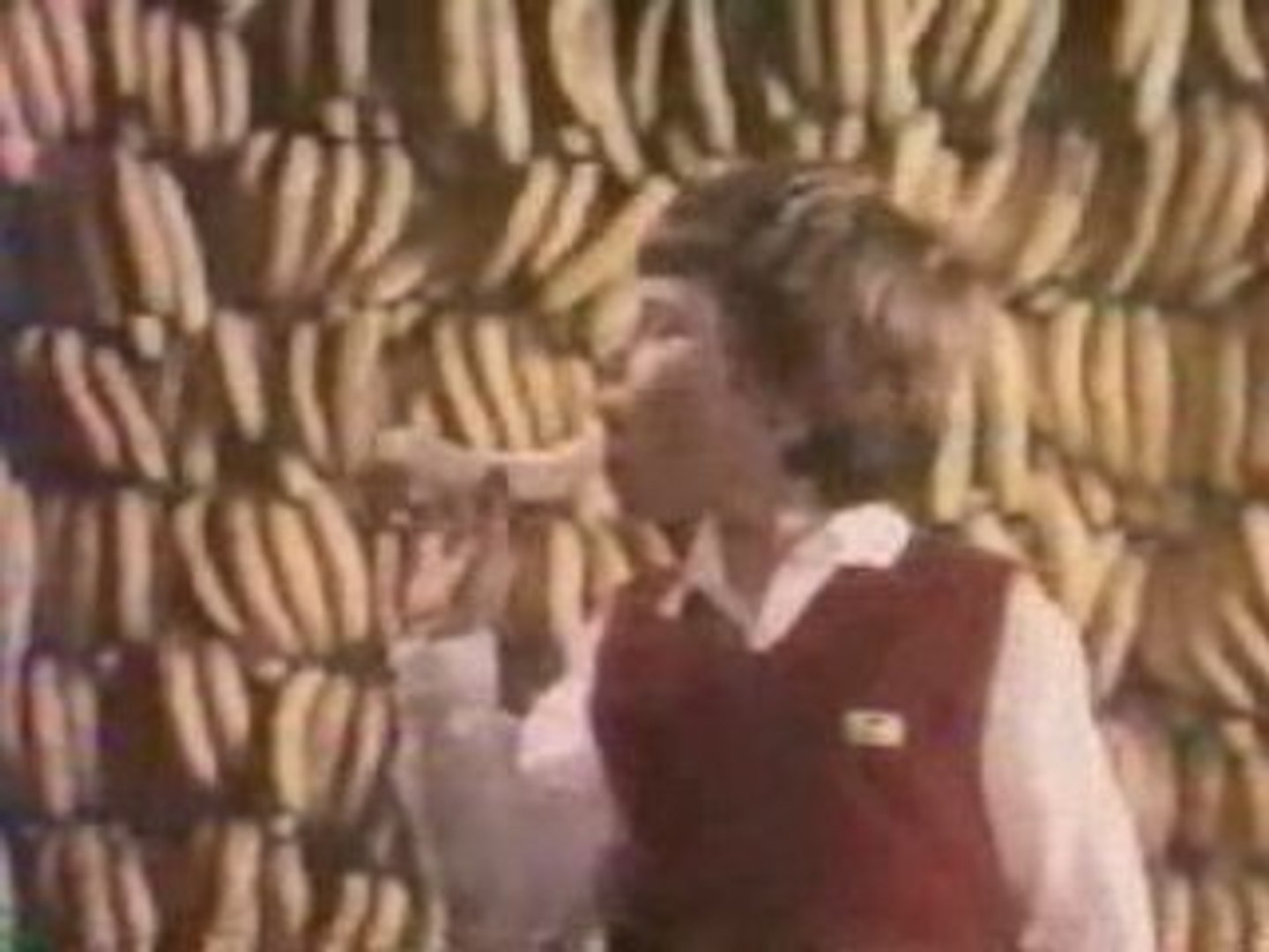 Pub Mangez La Banane Par Les 2 Bouts 1981 Video Dailymotion