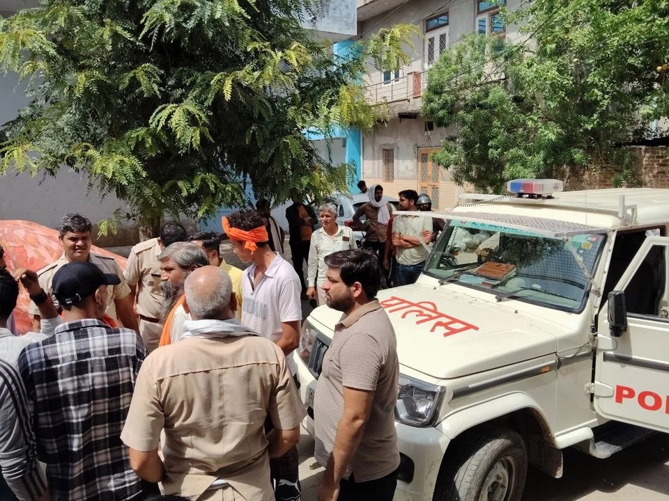 धर्मांतरण के आरोप पर हंगामा