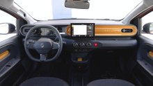 Renault Twingo E-Tech electric - Techno version in Mango Yellow Interior Design