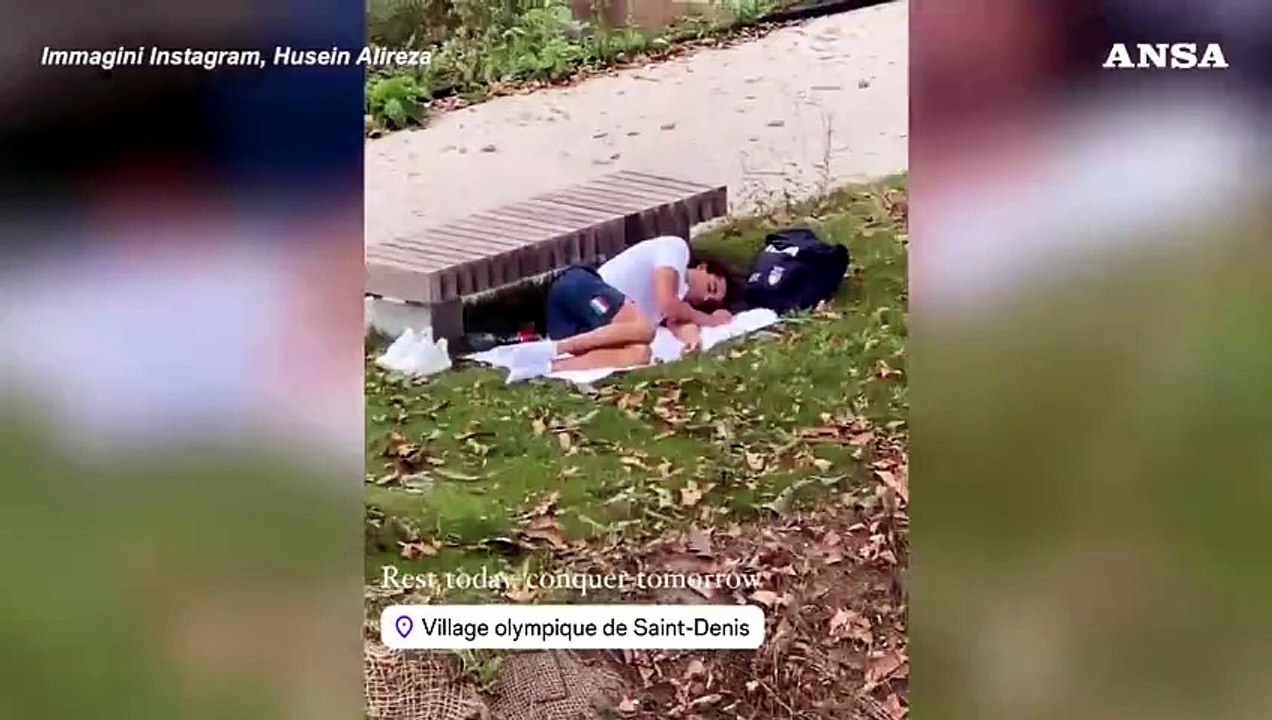 Ceccon Dorme Per Terra Video