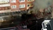 Karamürsel'de korkutan yangın: Apartmanı siyah duman sardı