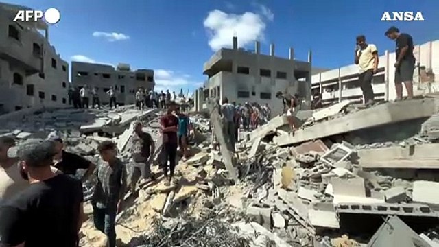 Attacco israeliano colpisce edifici a Gaza City, danni e macerie