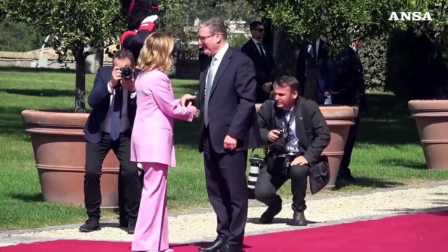 Italia-Gb, bilaterale Meloni-Stramer a Villa Pamphilj