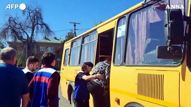 Russia, volontari aiutano sfollati nella regione di Krasnodar