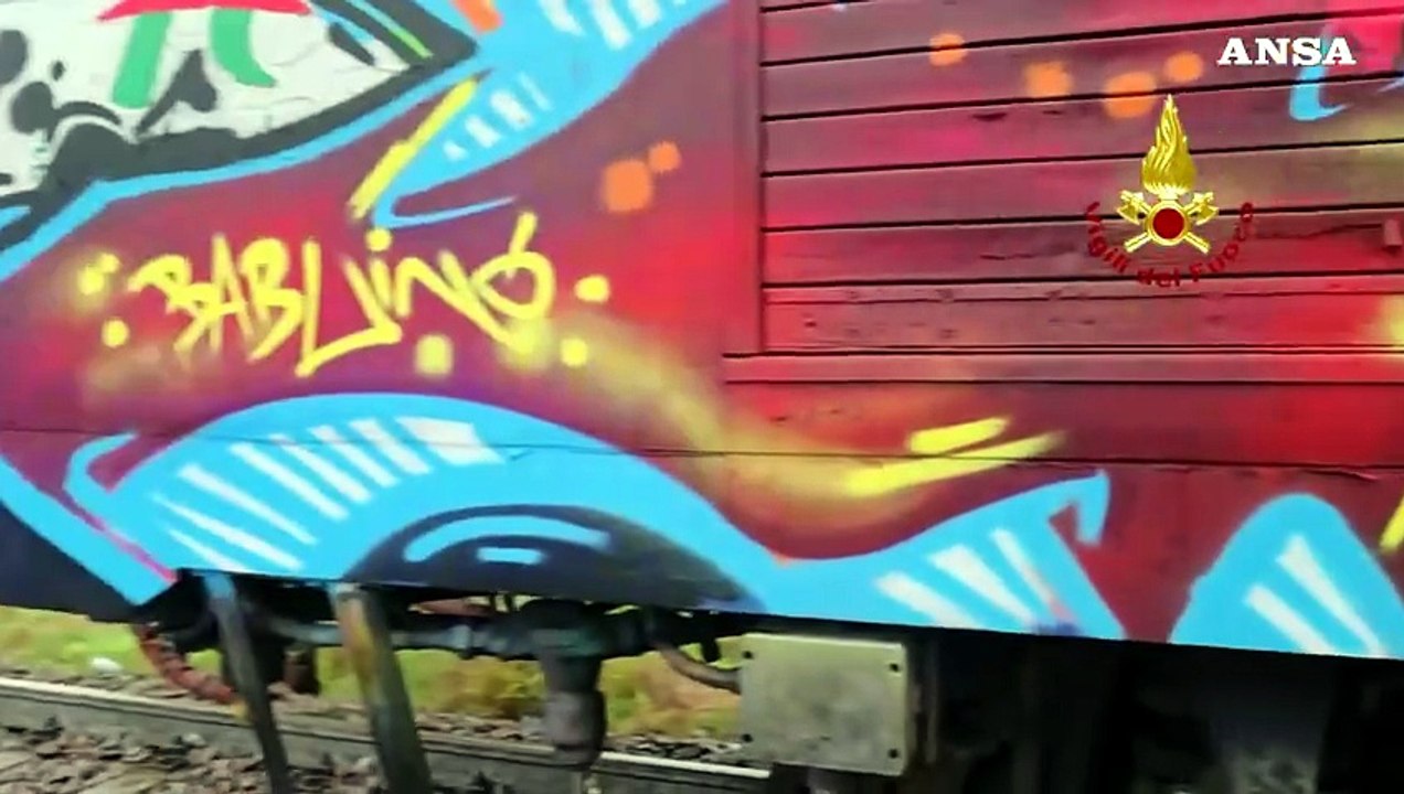Principio d'incendio su un treno nel Mantovano, 9 studenti in ospedale