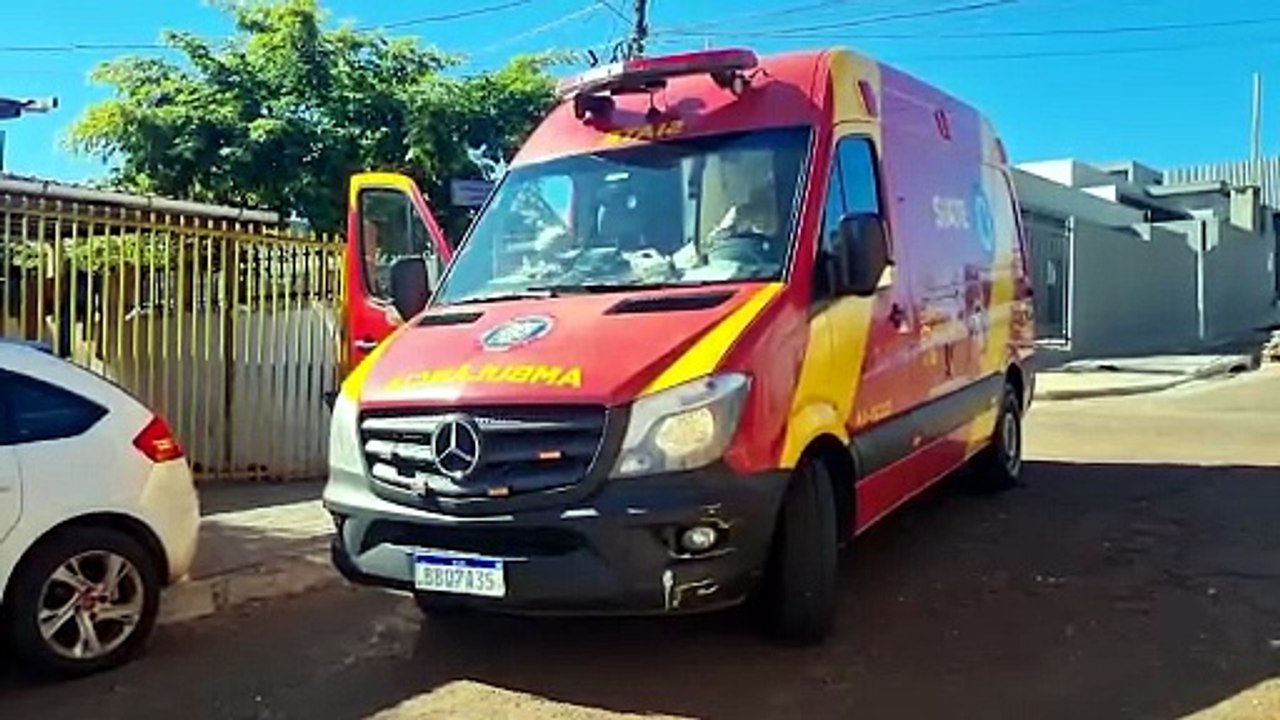 Moto e bicicleta se envolvem em acidente no Loteamento Belmonte, em Cascavel