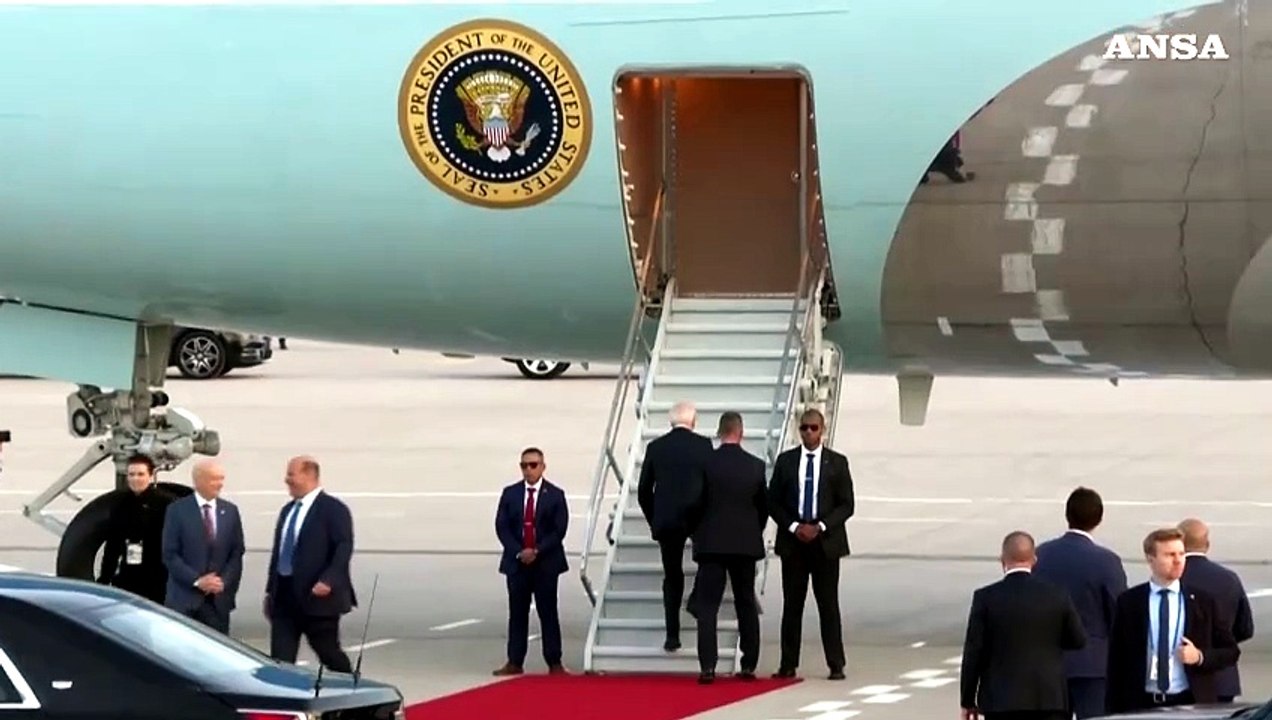 Biden lascia Berlino dopo la visita di Stato in Germania