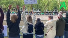 Mobilisation de profs et d'élèves le jeudi 4 juin 2026 au pied du pont des Trous à Tournai contre les réformes dans l'enseignement