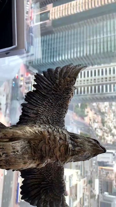Eagle Sculpture with Hyper Realistic Patterns | Art Masterpiece