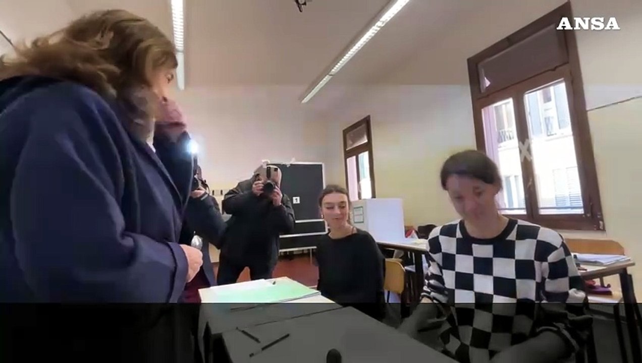 Regionali Emilia-Romagna, Ugolini al seggio