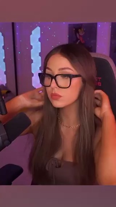 I REALISED WHAT WAS COMING AFTER I SAID THAT 😂😭 #twitch #twitchstreamer #twitchclips #twitchmoments #twitchfails #gamergirl #fyp #jokes