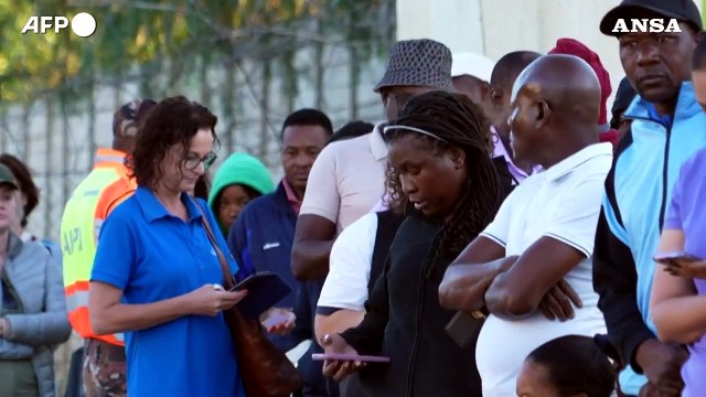 Namibia, elettori tornano alle urne: votazioni prorogate fino al 30 novembre