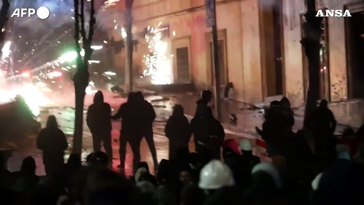 Non si fermano le proteste in Georgia, migliaia in piazza a Tbilisi