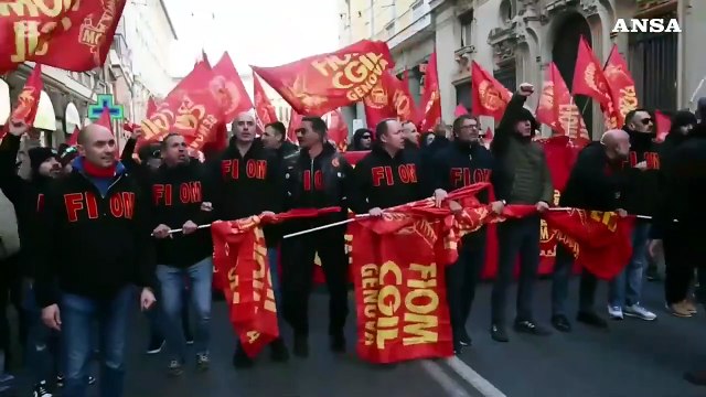 Sciopero generale, oltre cinquemila in corteo a Genova