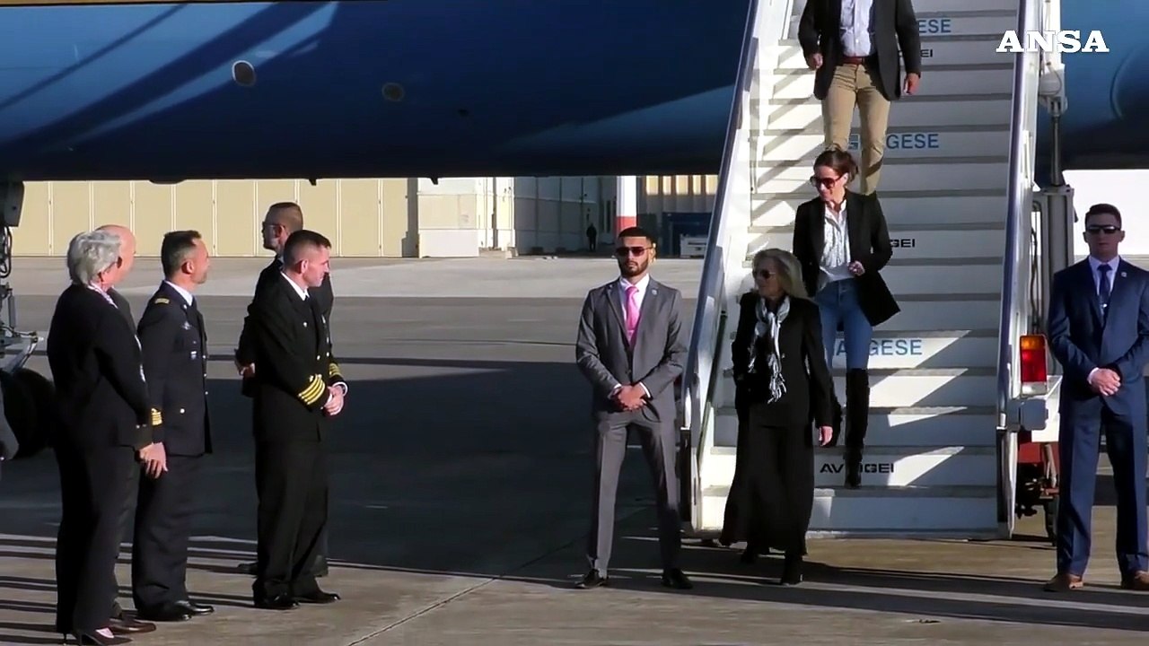 Jill Biden e' atterrata a Sigonella, visita alla base e poi a Messina
