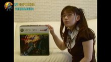 Japonesa Abriendo una Xbox 360 en el 2008 🇯🇵