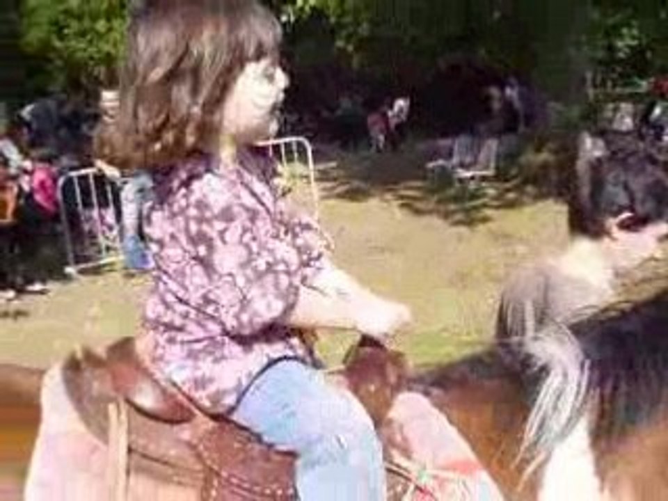 Candice sur le poney