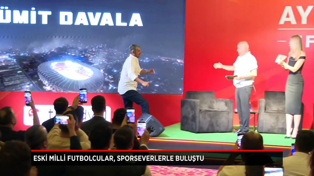 Eski milli futbolcular Ankara'da sporseverlerle buluştu