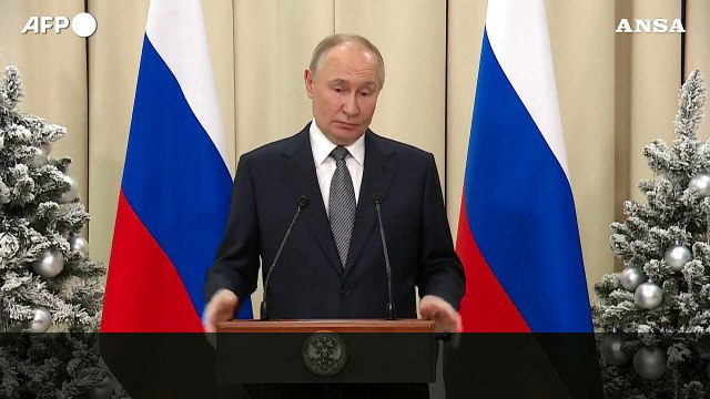 Putin: Fico offre di ospitare in Slovacchia i negoziati sull'Ucraina