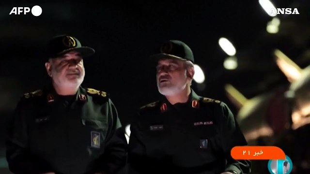 Iran, il capo delle guardie rivoluzionarie visita una base missilistica sotterranea