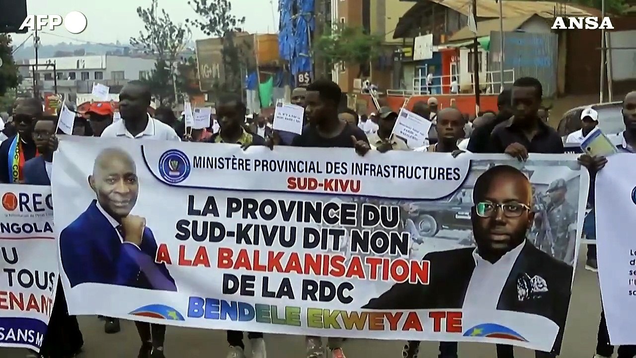 Congo, in migliaia in piazza a Bukavu per chiedere la pace