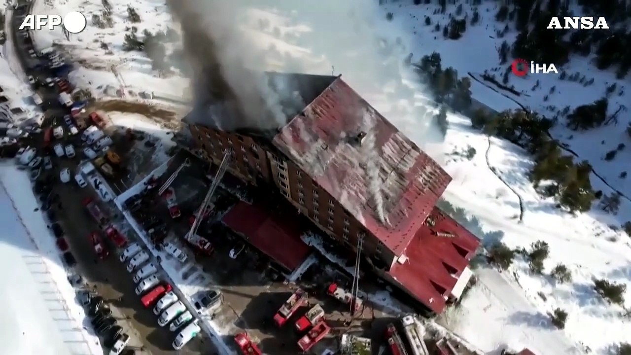 Turchia, 66 i morti per l'incendio alla stazione sciistica