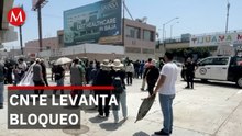 Maestros bloquean La Garita del Chaparral en Tijuana y EU desvía todo el tráfico fronterizo