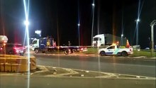 Motociclista fica ferido em colisão no Trevo Cataratas